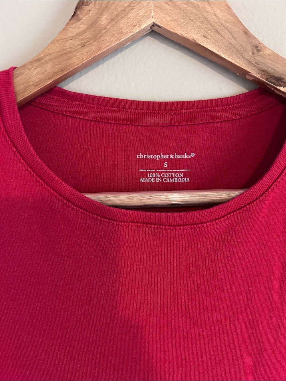 Classic Red Tank Top - Picture 2 of 4